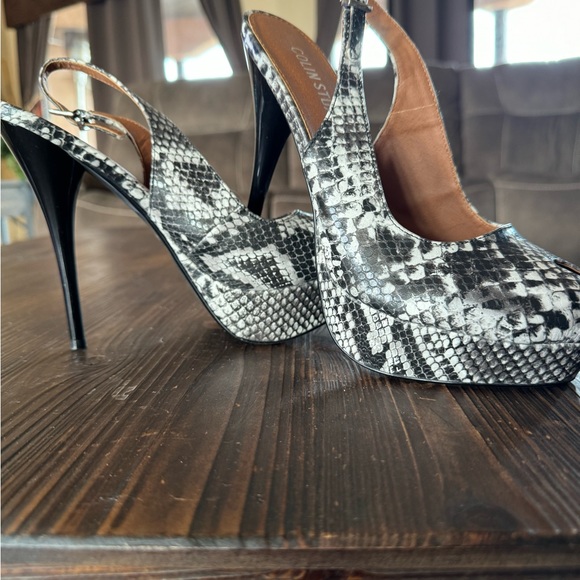 Snakeskin sling back heels - Picture 4 of 4